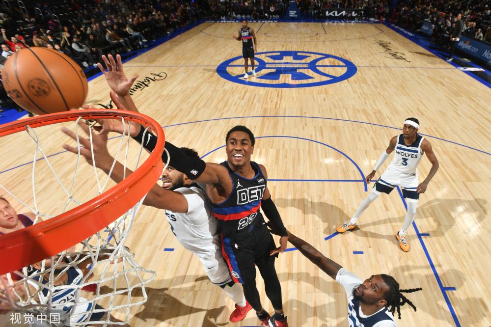 国际赛事中 国际赛事中