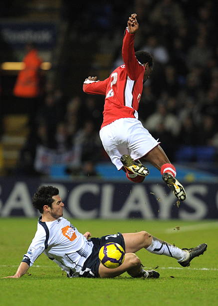 出阵阵掌声 出阵阵掌声